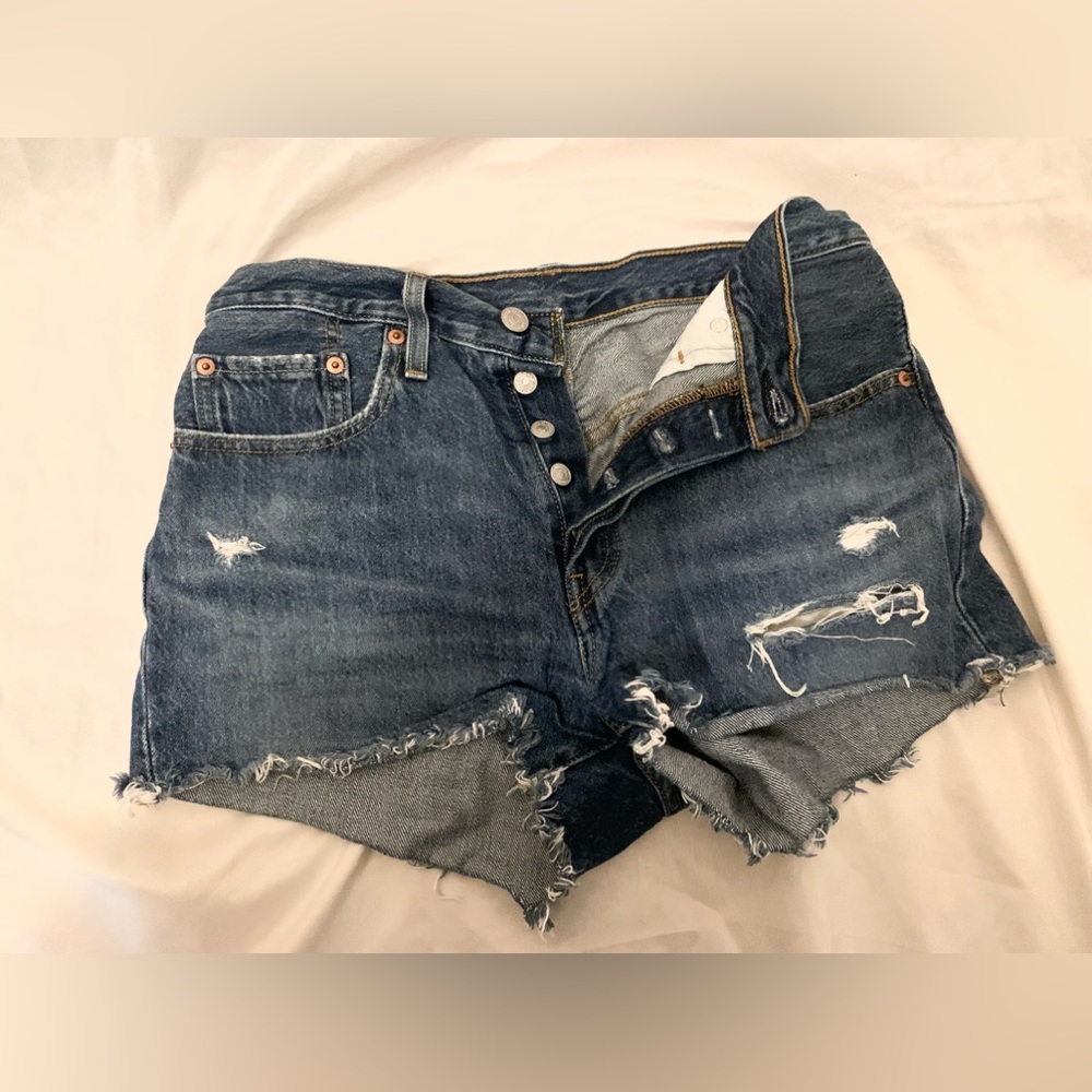 Levi shorts size 8